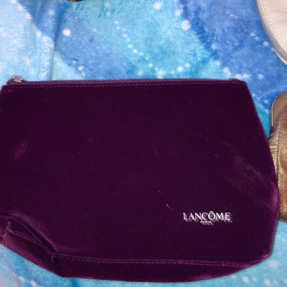 Assorted Clutch and Pouch Collection - Picture 9 of 11